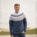 Jeansblå