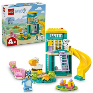 Lego moro på lekeplassen med bluey og ch