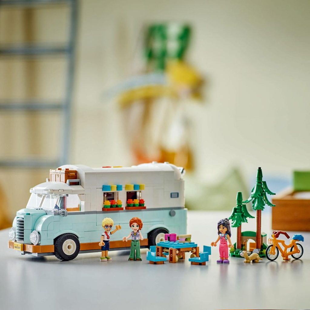 Lego bobiltur med venner